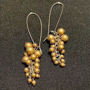 Elegant Gold Cluster Earrings